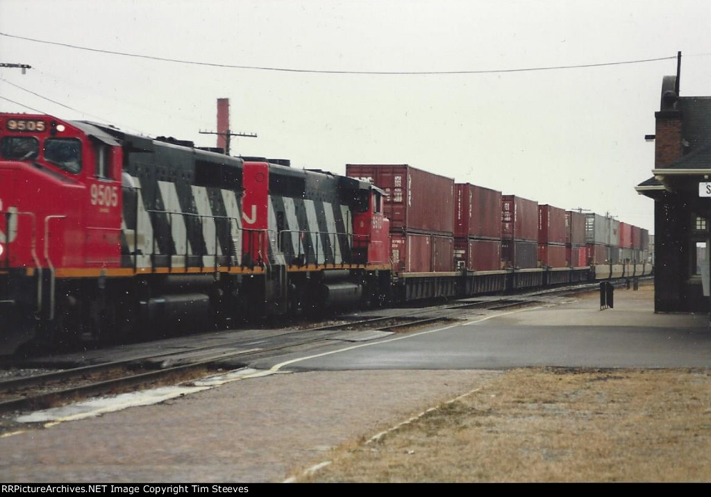 CN 9505 & 9513